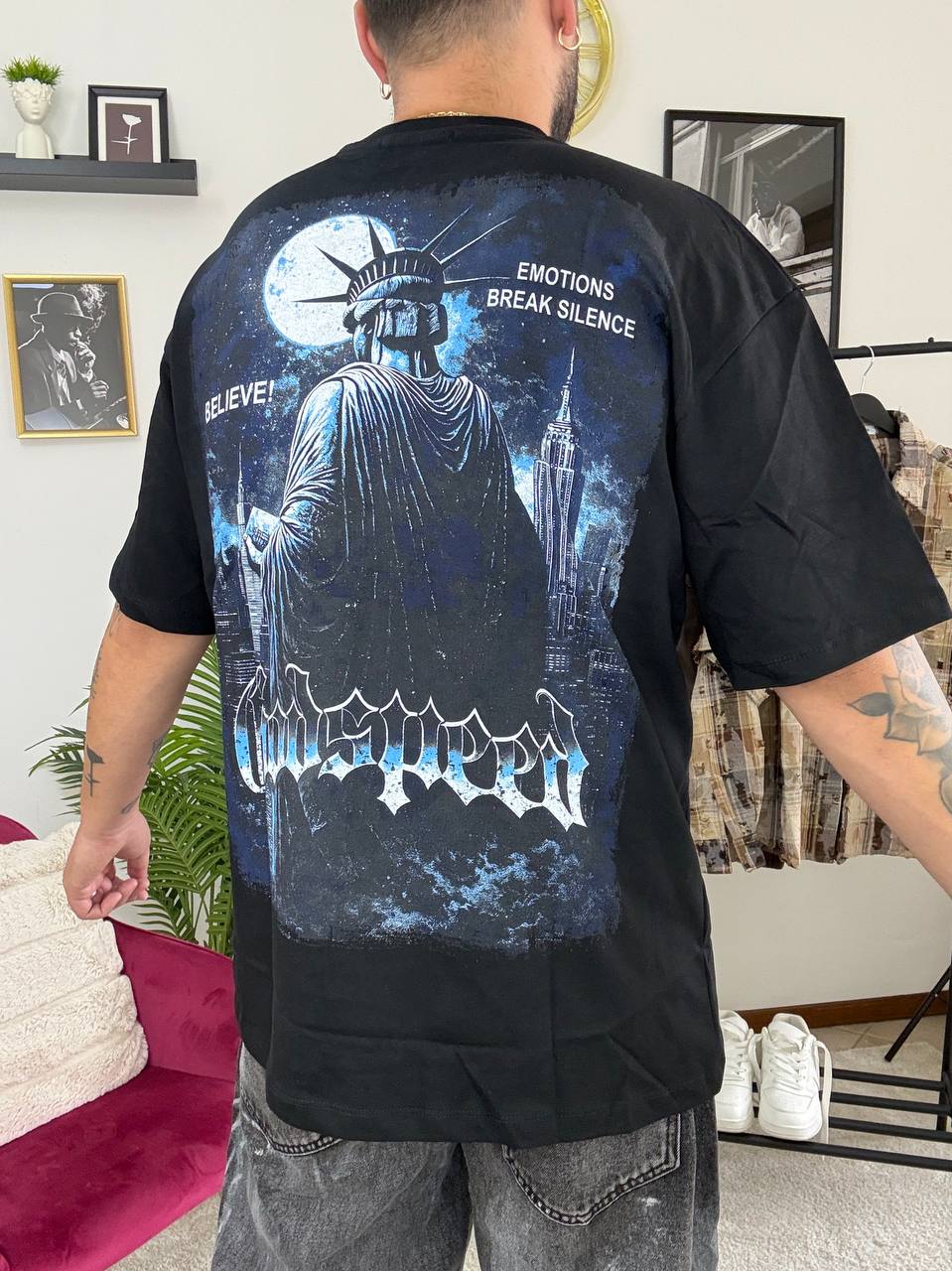 T-SHIRT BELIEVE NERA