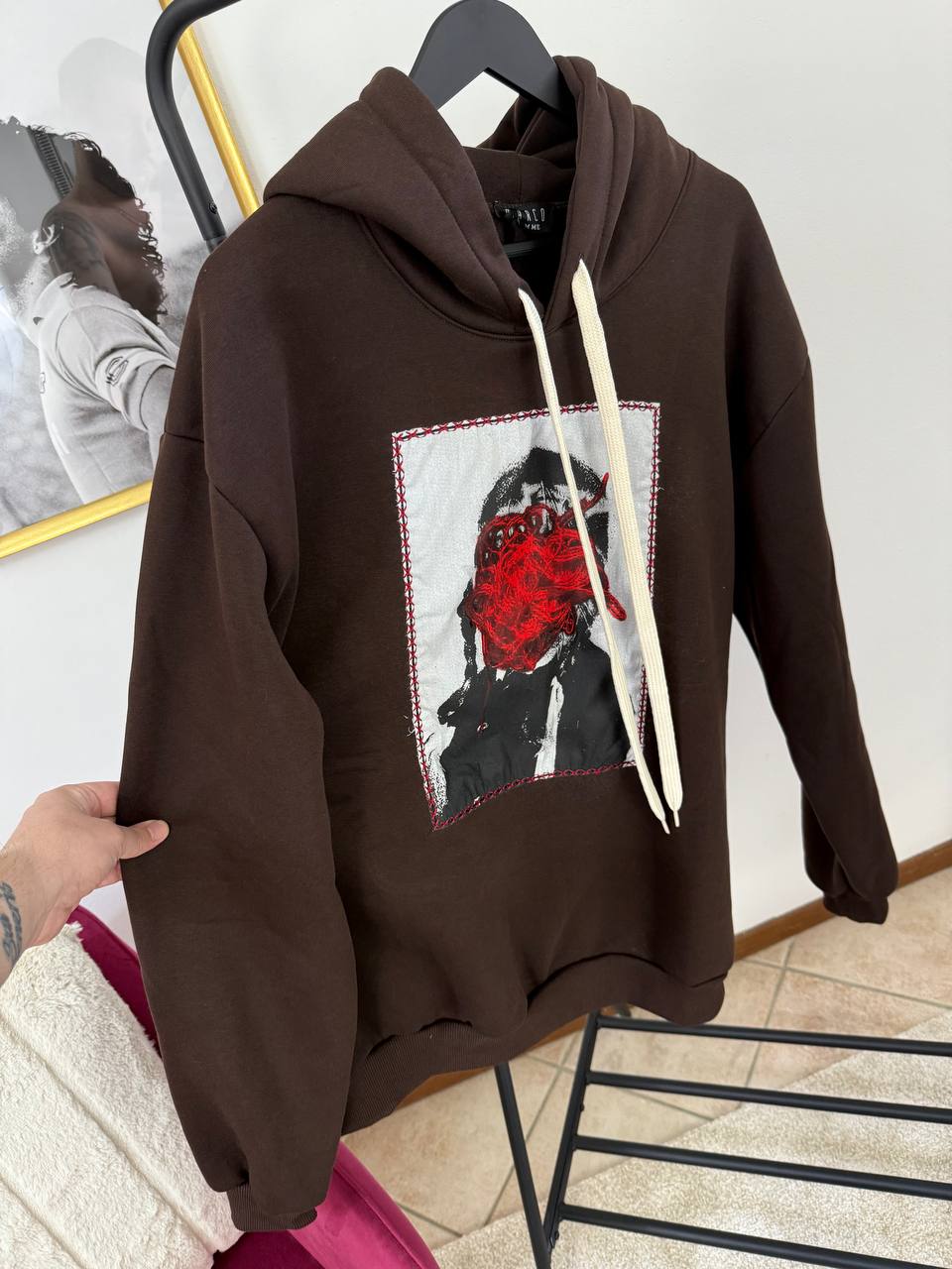 FELPA CAPPUCCIO QUADRO MARRONE