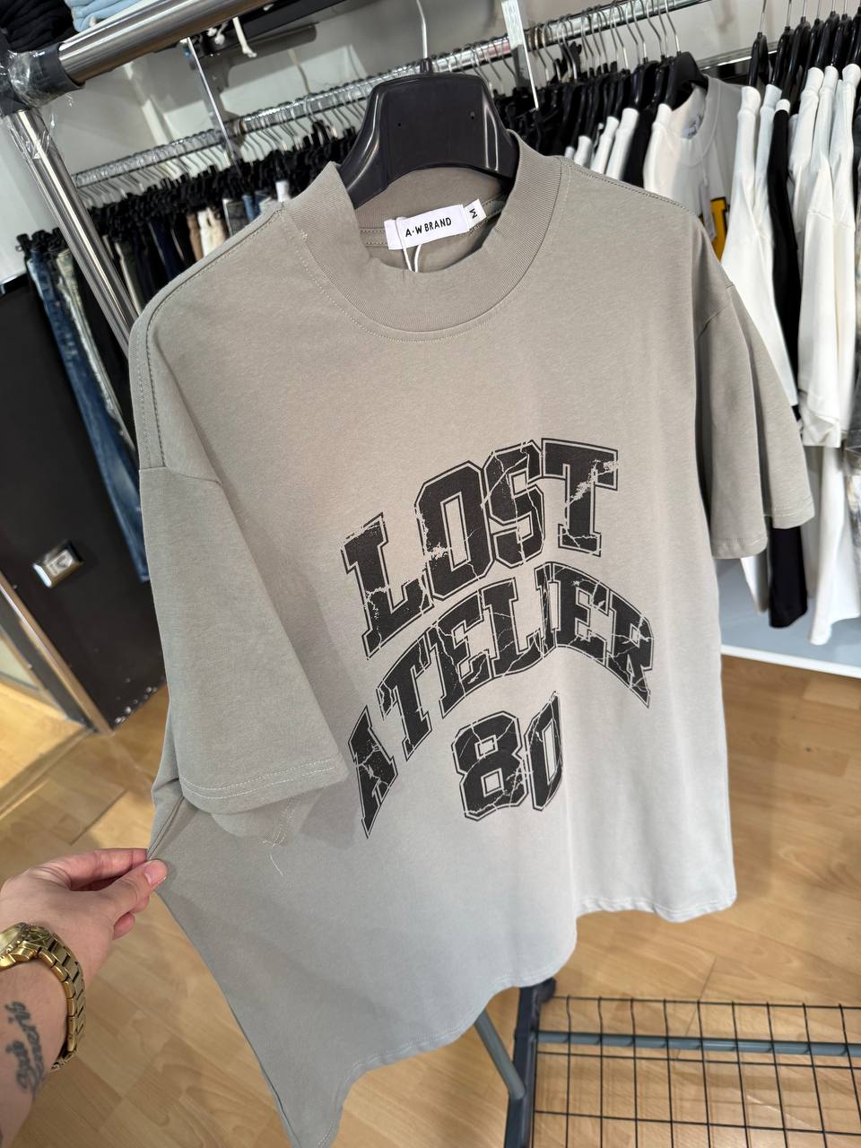 T-SHIRT LOST GRIGIA
