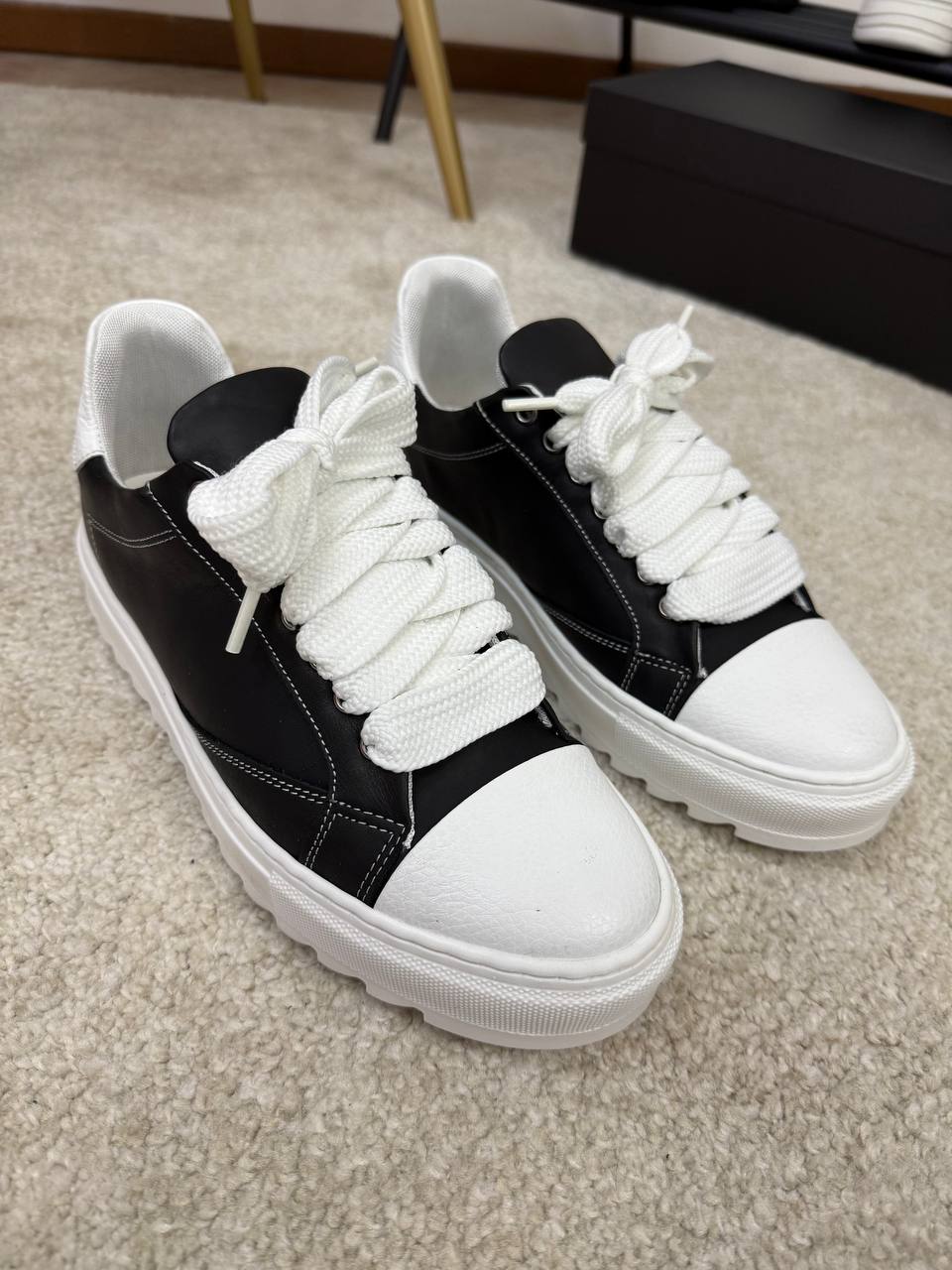 SNEAKERS FIFTH NERE E BIANCHE