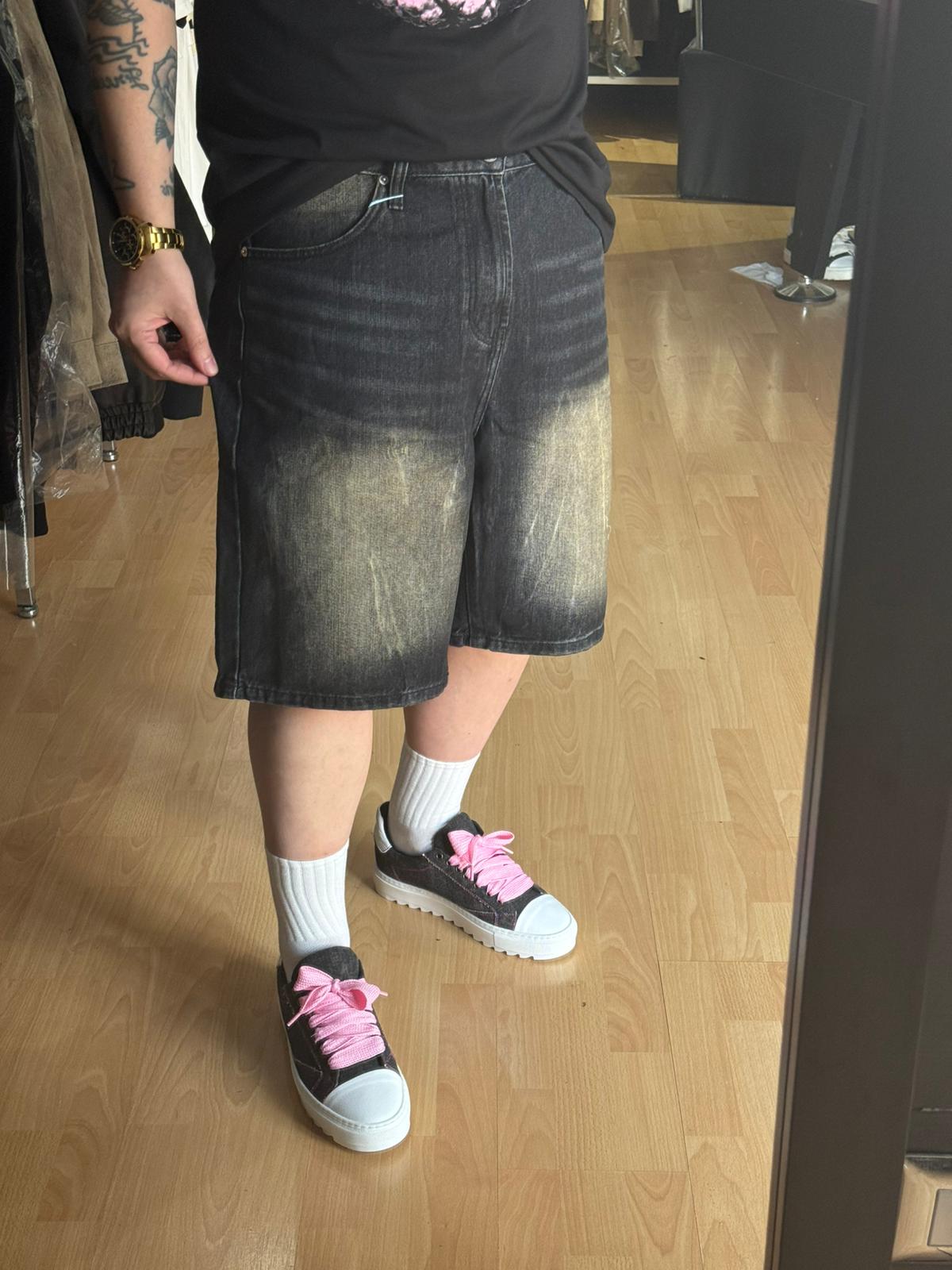 BERMUDA JEANS NERO SFUMATO SABBIATO