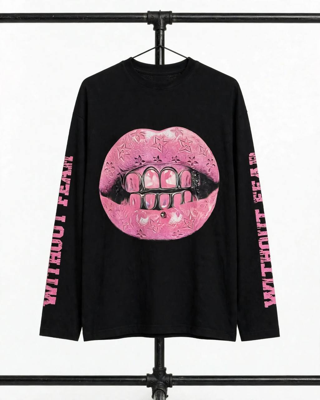 T-SHIRT LUNGA BOCCA NERA
