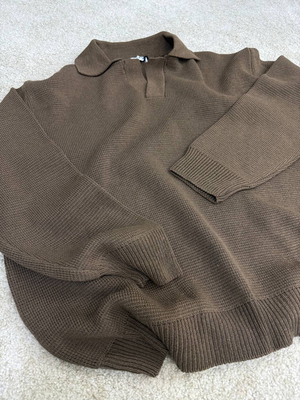 POLO SCOLLO MARRONE