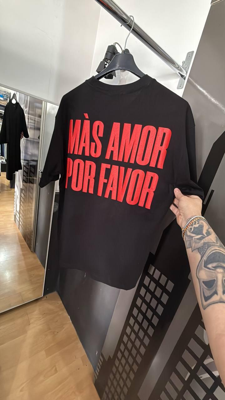 T-SHIRT MAS AMOR NERA