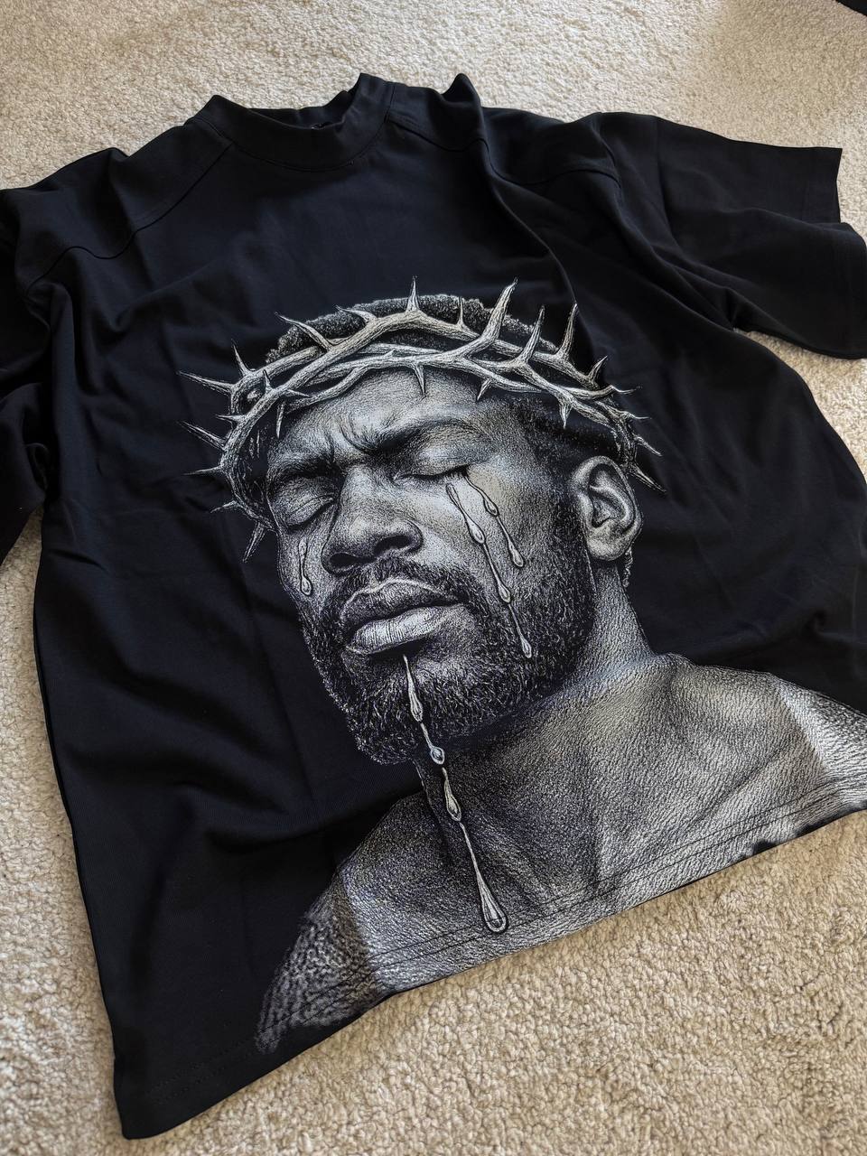 T-SHIRT JESUS NERA