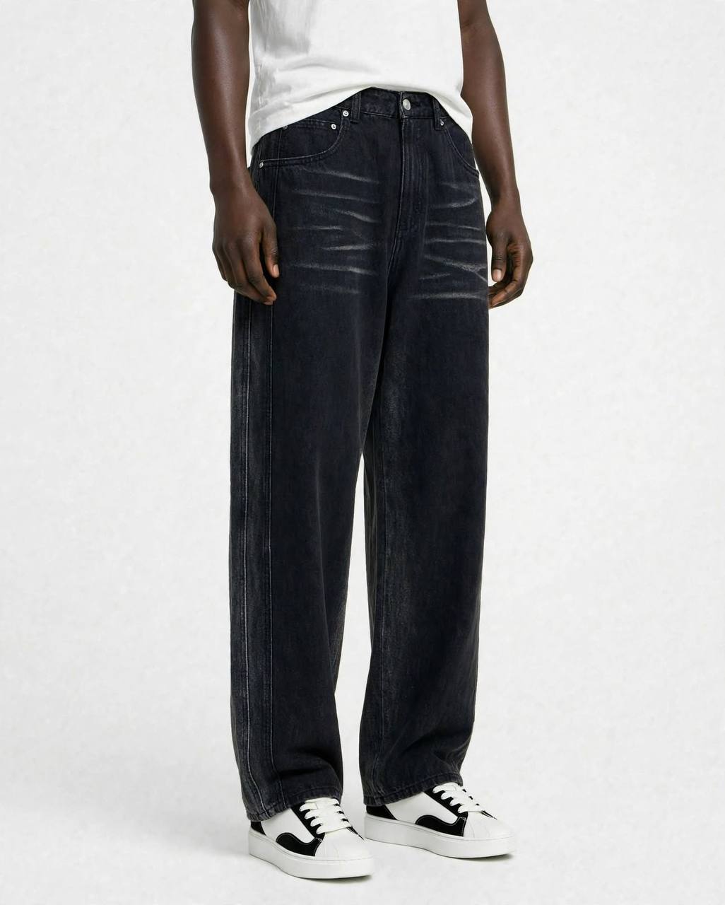JEANS FONDO LARGO LEOX NERO SABBIATO