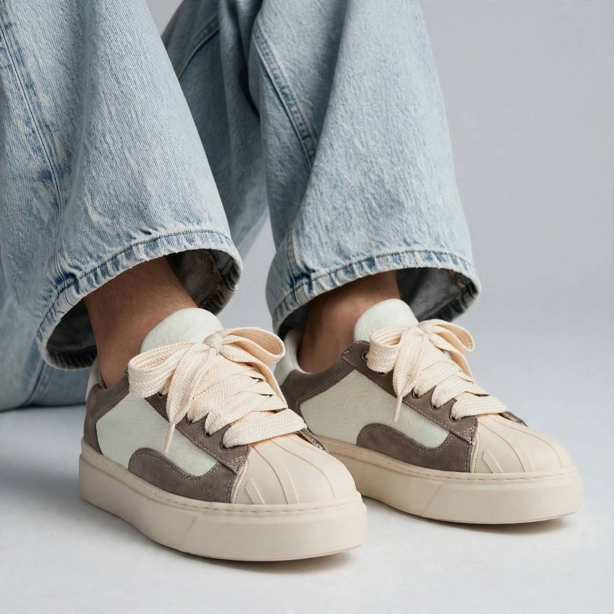 SNEAKERS GRAVITY CAMOSCIO AVORIO