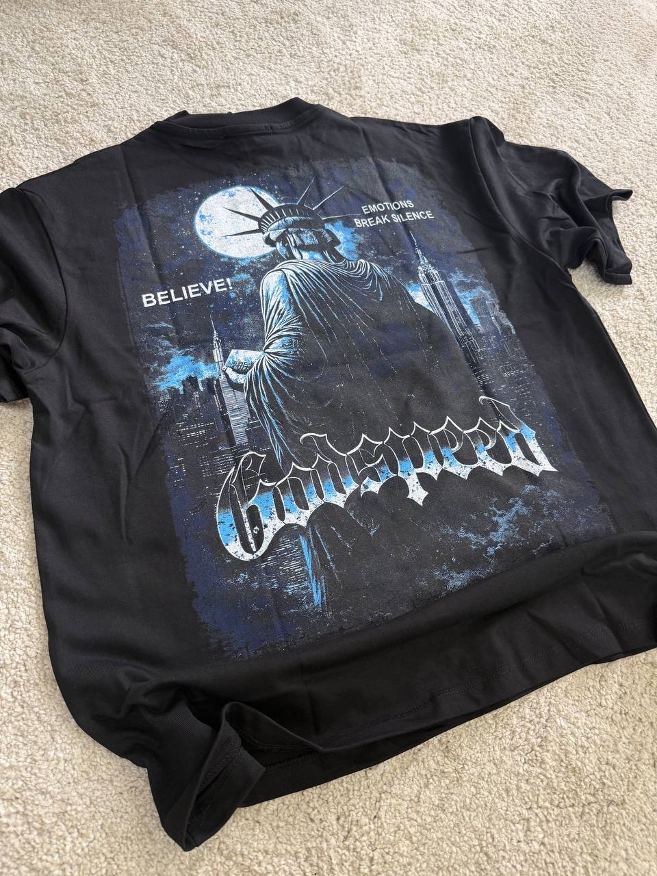 T-SHIRT BELIEVE NERA
