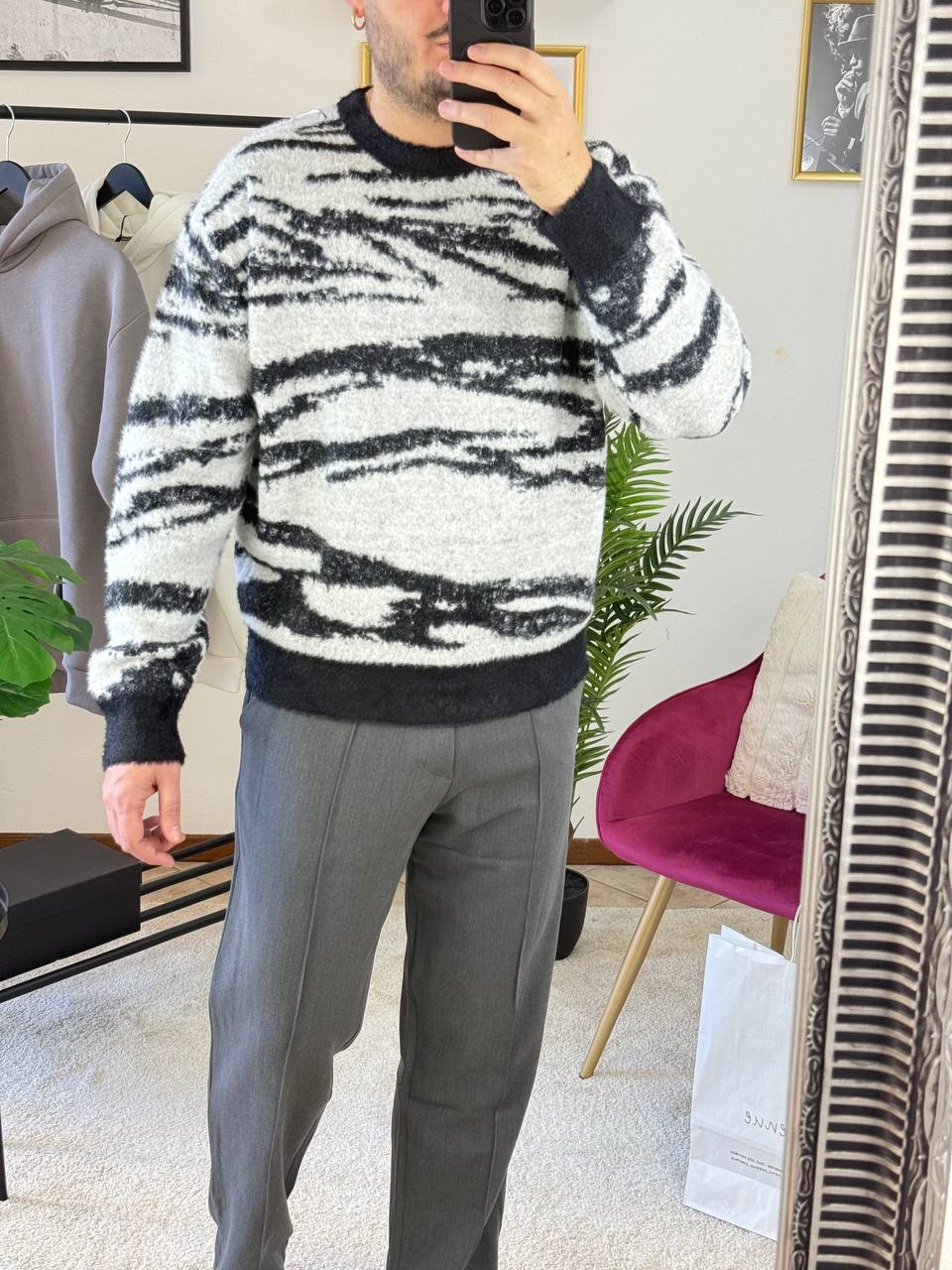 GIROCOLLO ZEBRATO NERO