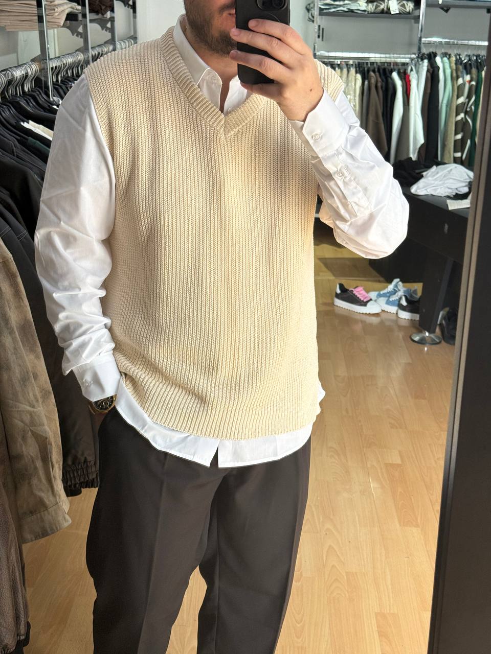 SMANICATO IN FILO BEIGE
