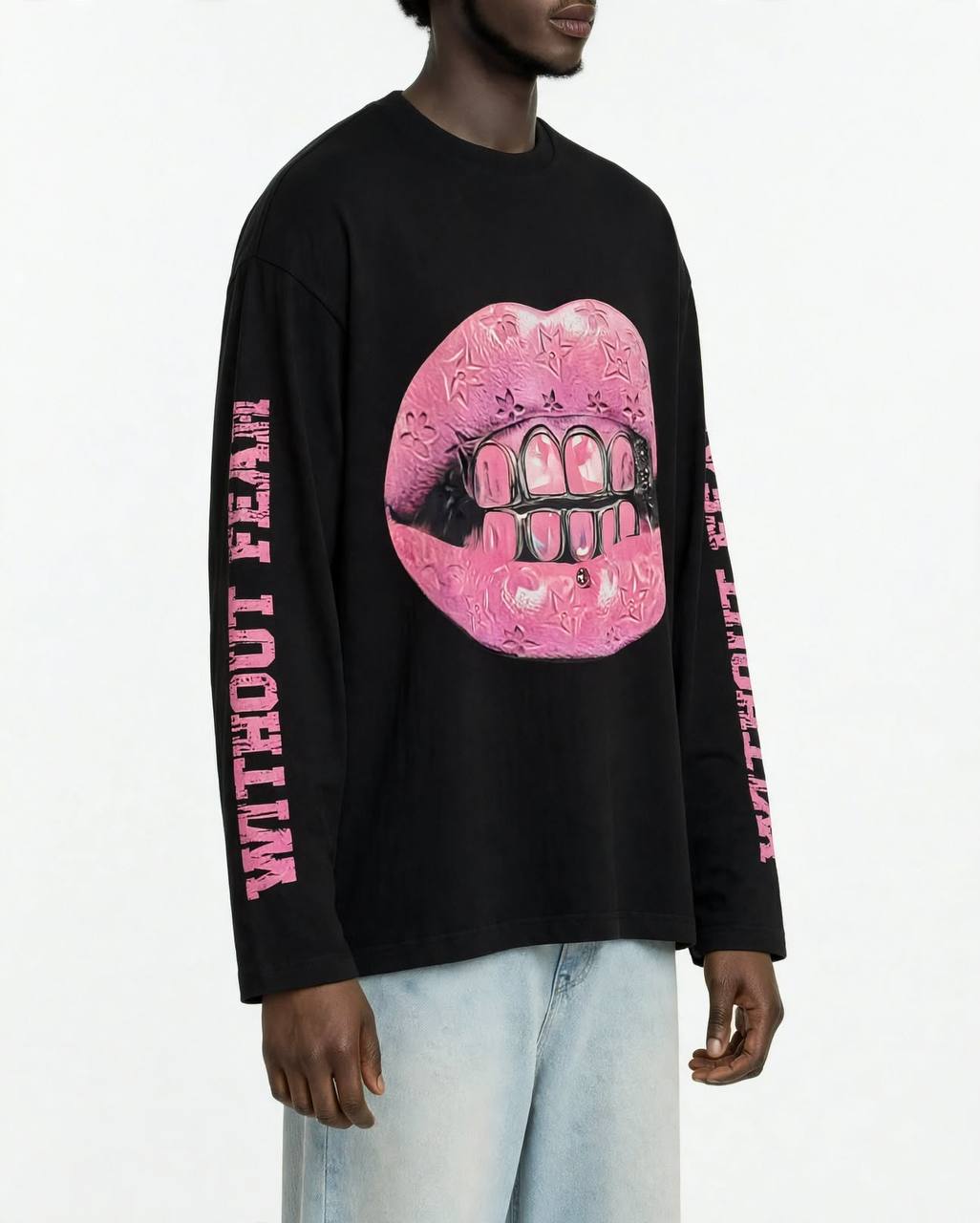 T-SHIRT LUNGA BOCCA NERA